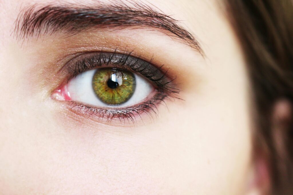 Can Vaseline Really Make Your Eyelashes Grow Longer? Vaseline for Eyelash Growth Does It Really Work?