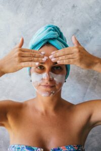 25 Things You’re Doing Right Now That Are Gaslighting Your Skin