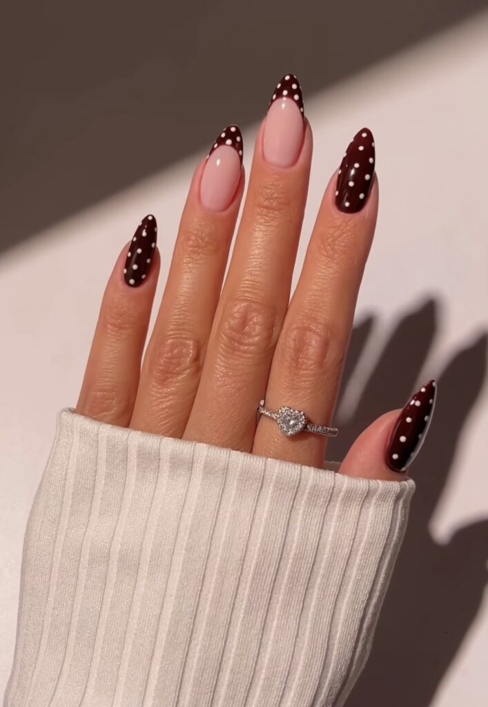 22 Cozy & Chic Autumn Nail Designs To Try This Fall
