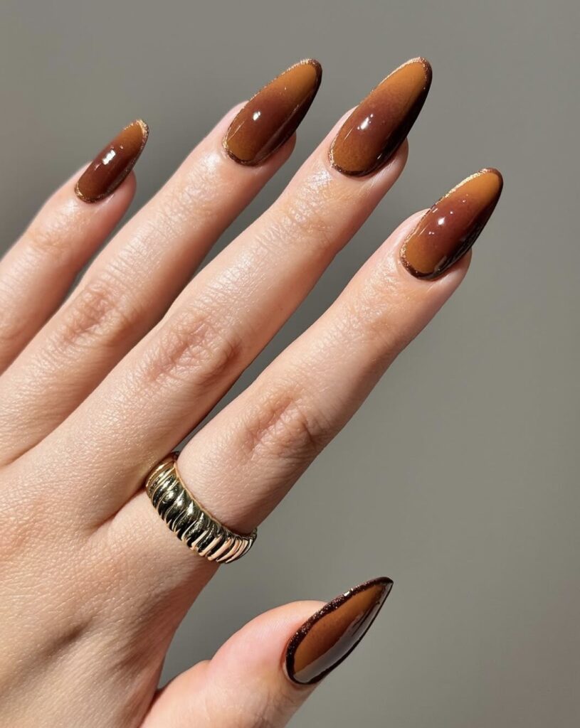 22 Cozy & Chic Autumn Nail Designs To Try This Fall