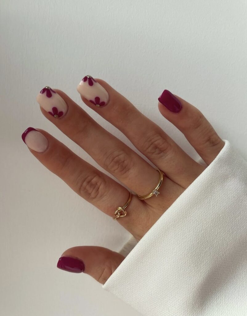 22 Cozy & Chic Autumn Nail Designs To Try This Fall