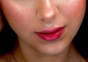 14 Habits I’ve Been Doing Lately That Gave Me Juicy Plump Lips