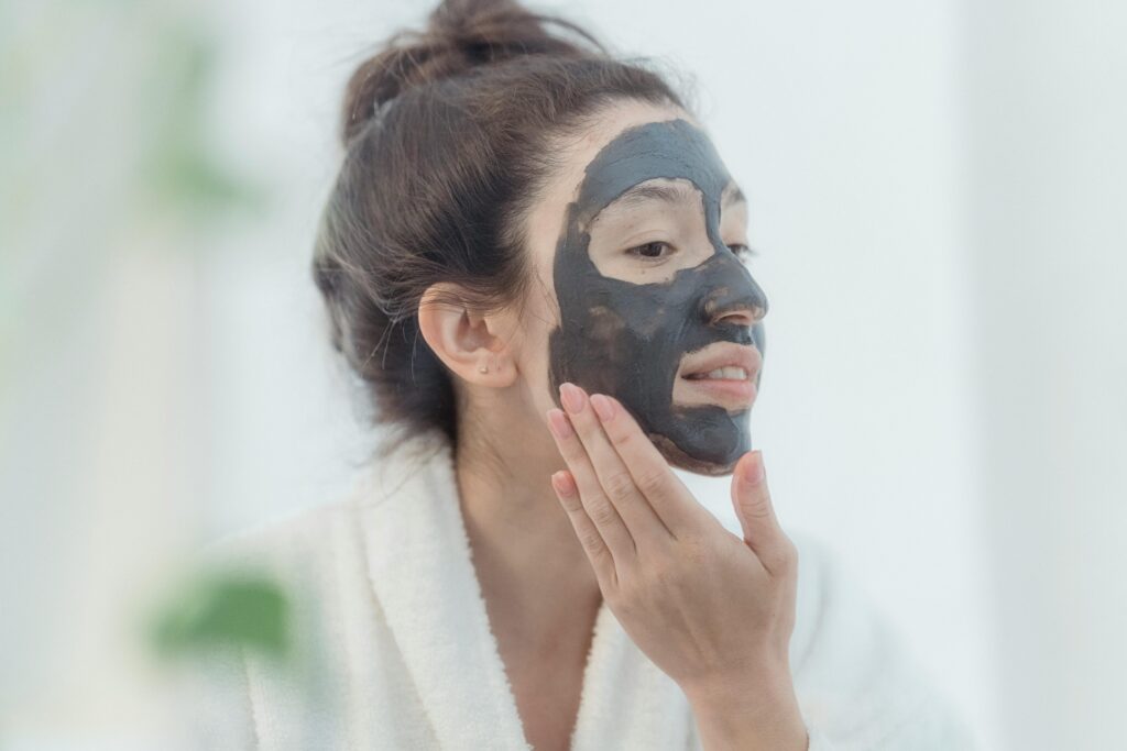 29 Glow Up Tips To Look And Feel Better Every Day 29 glow up tips to look better