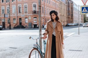 How To Look Good In Pictures: 16 Genius Tips For Perfect Photos