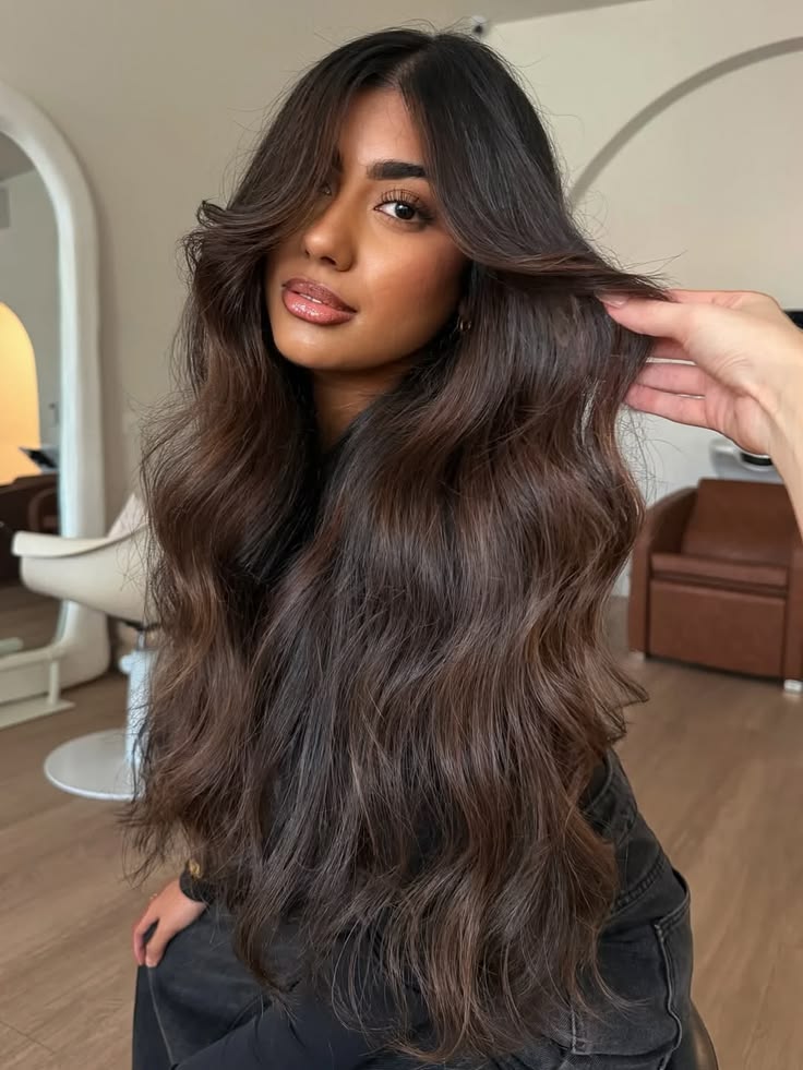 16 Fall Hair Colors To Try If You Want To Be Ahead Of The Trends Expensive brunette fall hair color